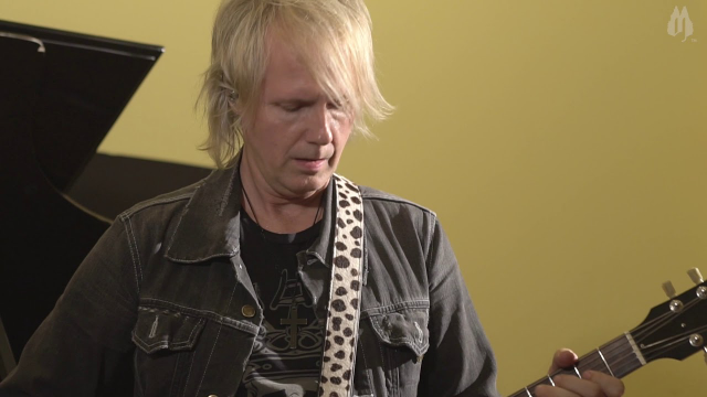 FREE THE TONE/FIRE MIST - FM-1V  Jeff Kollman  (Introduction and solo playing)