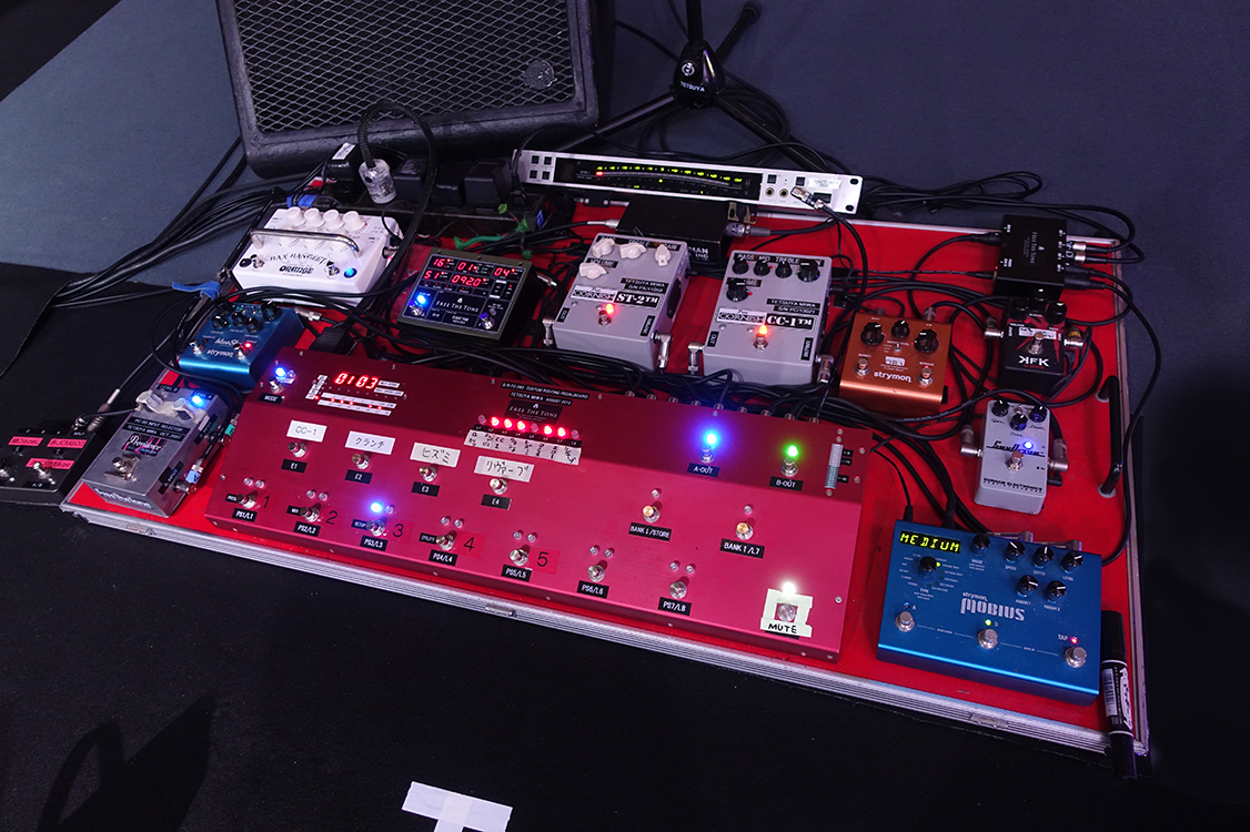Spitzのギタリスト 三輪テツヤ氏の最新機材をご紹介いたします News ニュース Free The Tone Spitzのギタリスト 三輪テツヤ氏の最新機材をご紹介いたします News ニュース Free The Tone