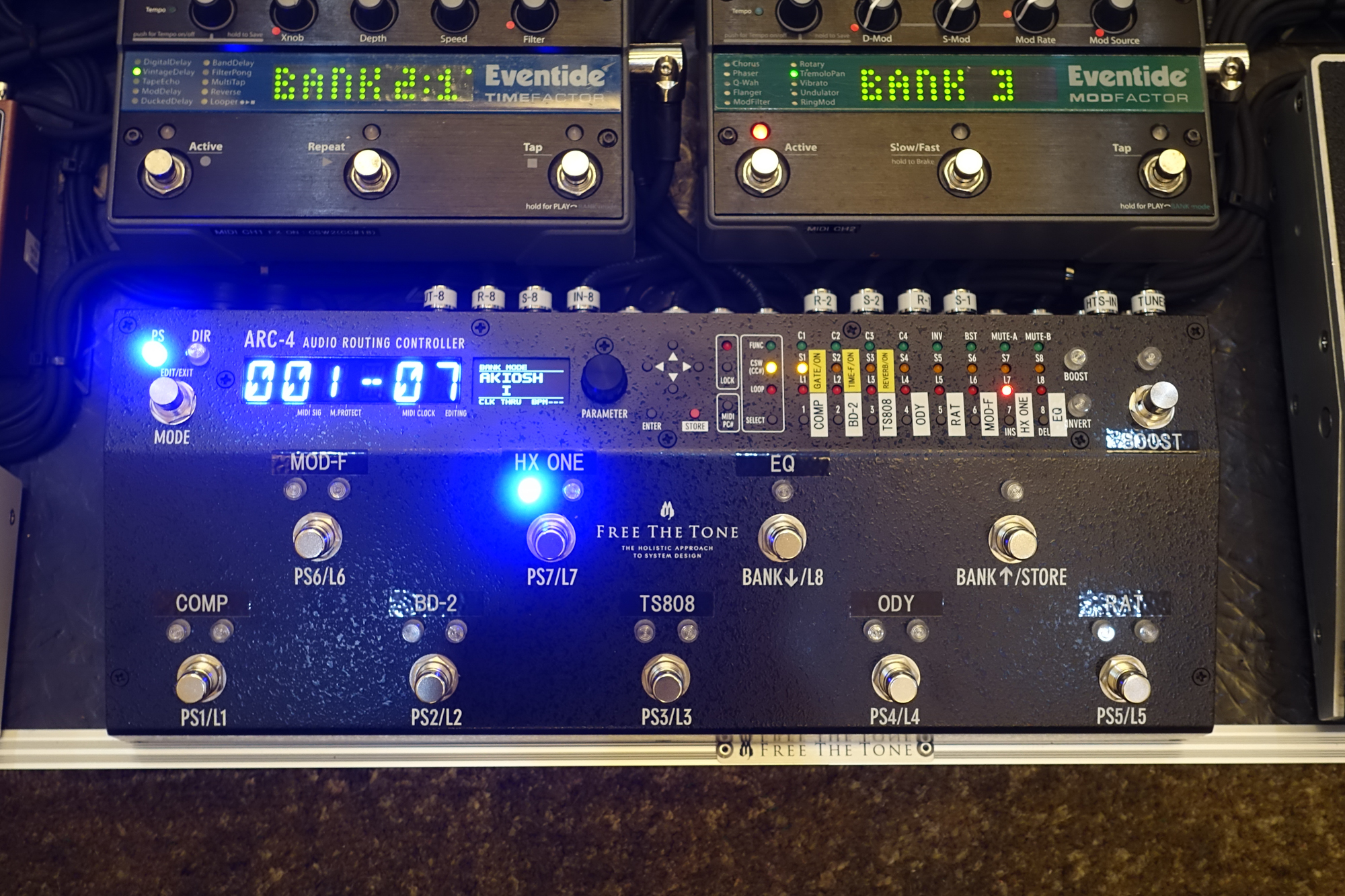 ギタリスト黒田晃年氏 最新ペダルボードをご紹介|News ニュース|Free ギタリスト黒田晃年氏 最新ペダルボードをご紹介|News ニュース|Free