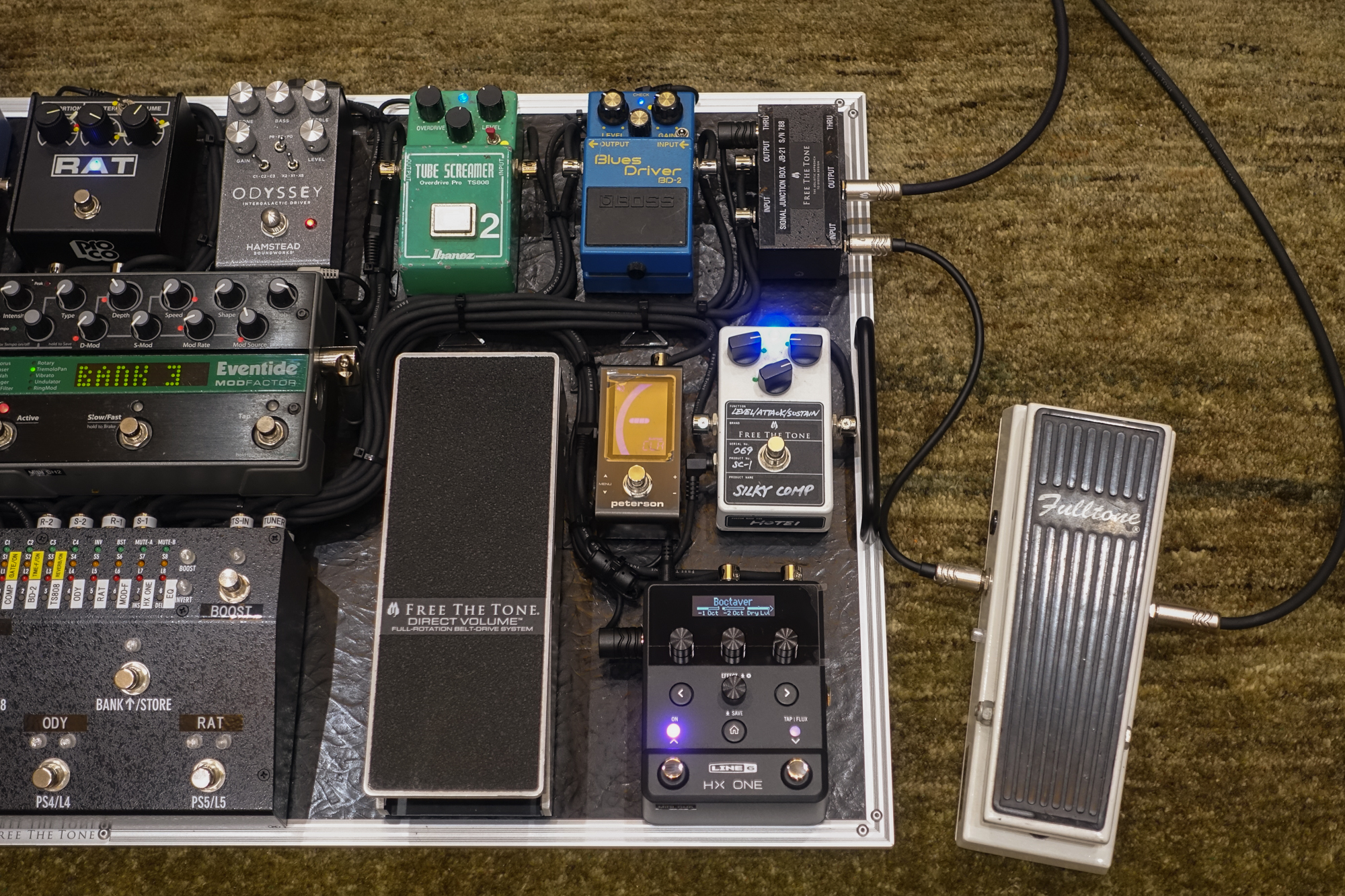 ギタリスト黒田晃年氏 最新ペダルボードをご紹介｜News ニュース｜Free